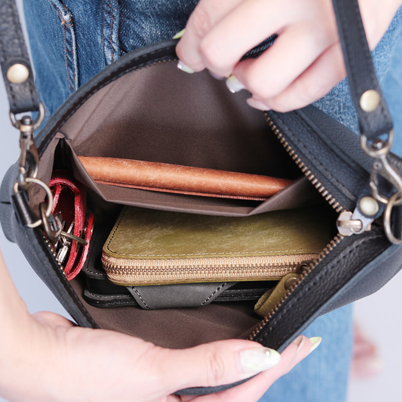 【姫路レザー】レザーサコッシュ 中サイズ ショルダーバッグ  本革  全3色 NC3420S 7枚目の画像