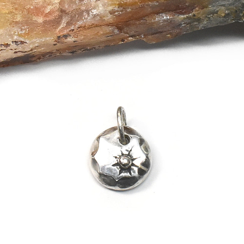 シルバー 太陽モチーフ ネックレス 一点物 No-01 ペンダントトップ