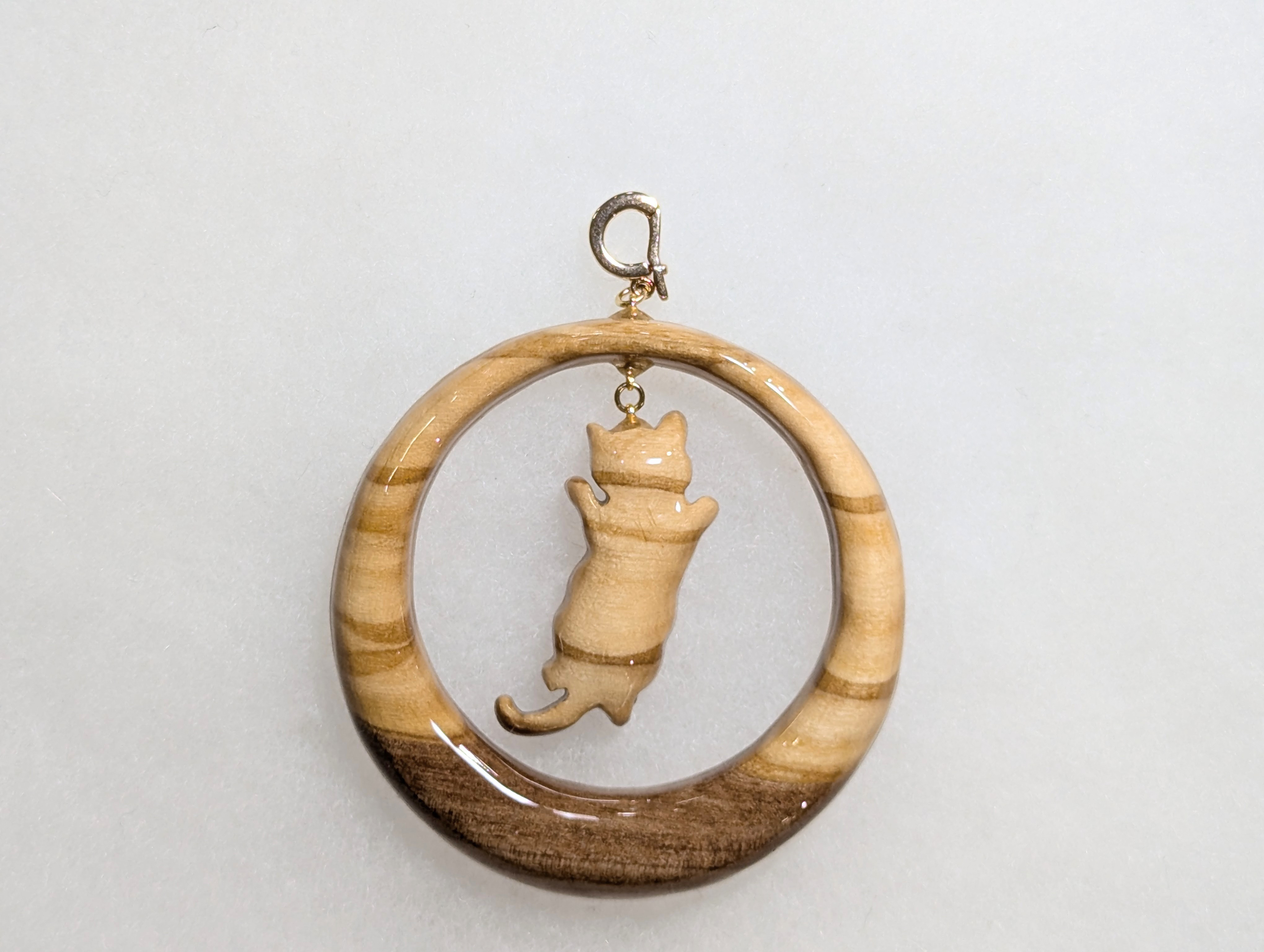 木製ペンダントトップ(ねこ)