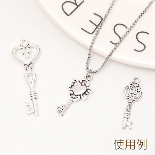 【極美品 】COMFORT　シルバー925　チャーム 仏シルバー925 ハート＆スターチャームブレスレット | Milo