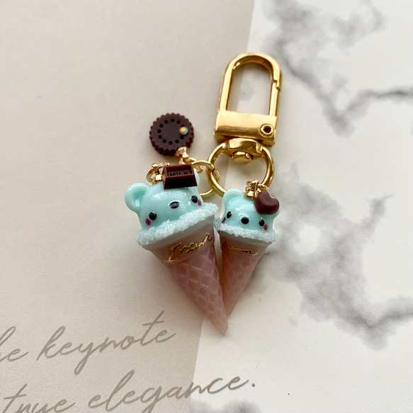 コーンアイスキーホルダー レジン ミニチュア クマ その他雑貨