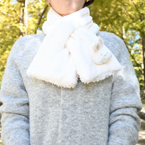 もふもふネックウォーマー 白うさぎちゃん付き ネックウォーマー