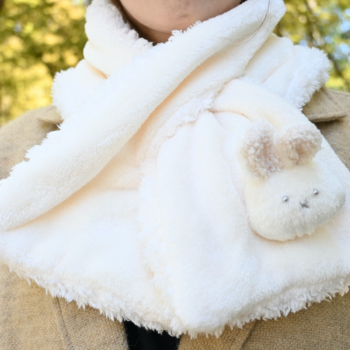 もふもふネックウォーマー 白うさぎちゃん付き ネックウォーマー