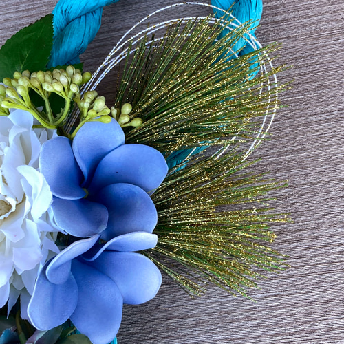 【 blue 】クリスマスリース しめ縄リース お正月飾り しめ縄 お正月 数量限定／サロン・お教室にオススメ【お正月】プルメリアとピオニーの