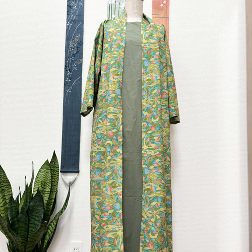 羽織るだけでオシャレ！着物から作ったローブ 秋の名残 カーディガン