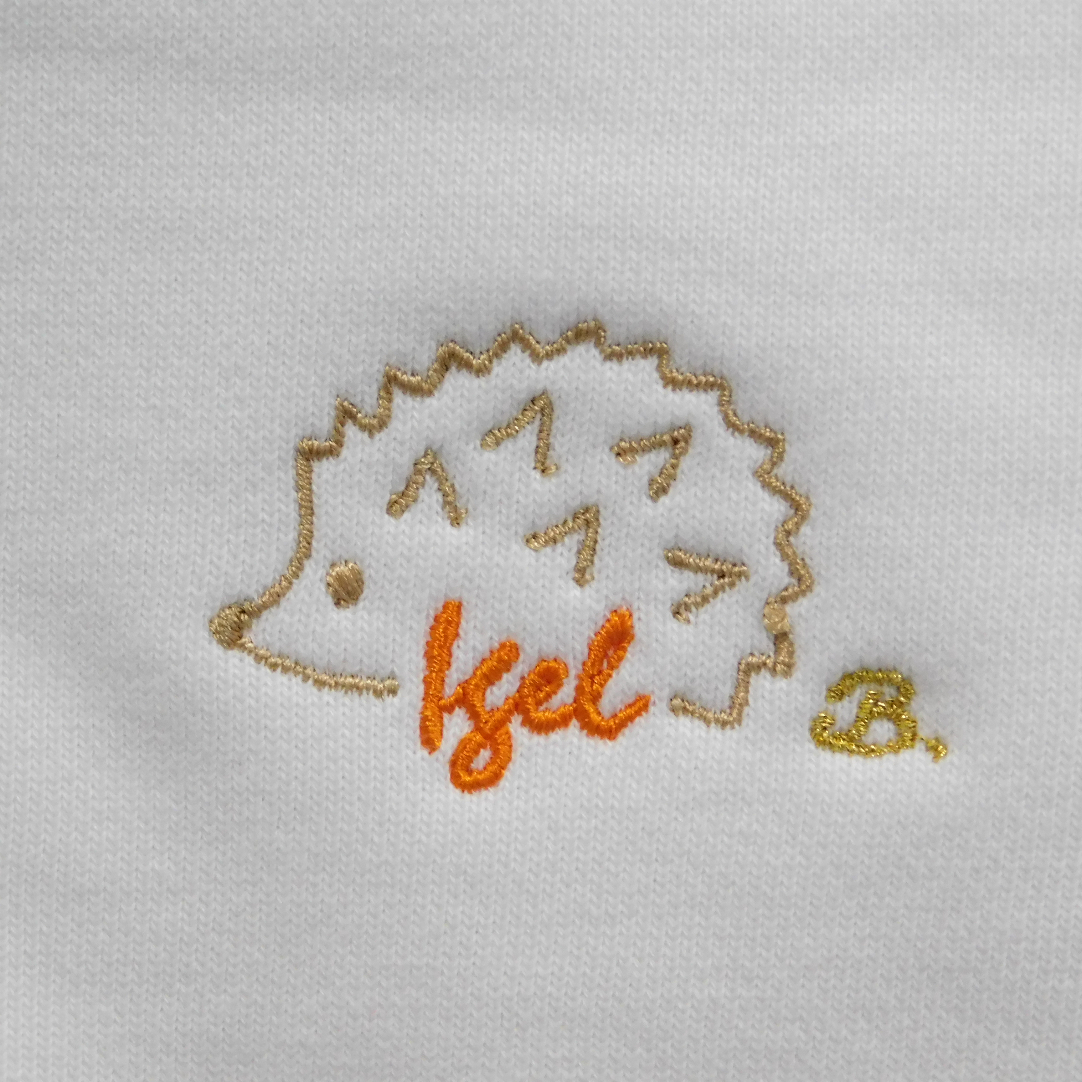 ハリネズミの刺繍入りオリジナルスウェット　10.0オンス