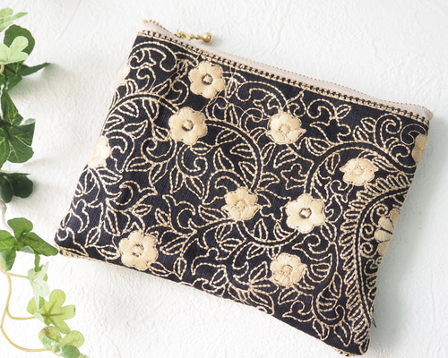 インド刺繍リボンのポーチ（コインケース/刺繍リボン/インド