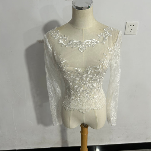 ボレロ クルーネック 長袖 くるみボタン 背中見せ 繊細レース  