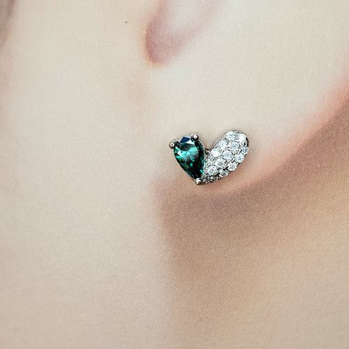 キラキラ HEART∮ グリーン モアサナイト ピアス S925 GRA証明書