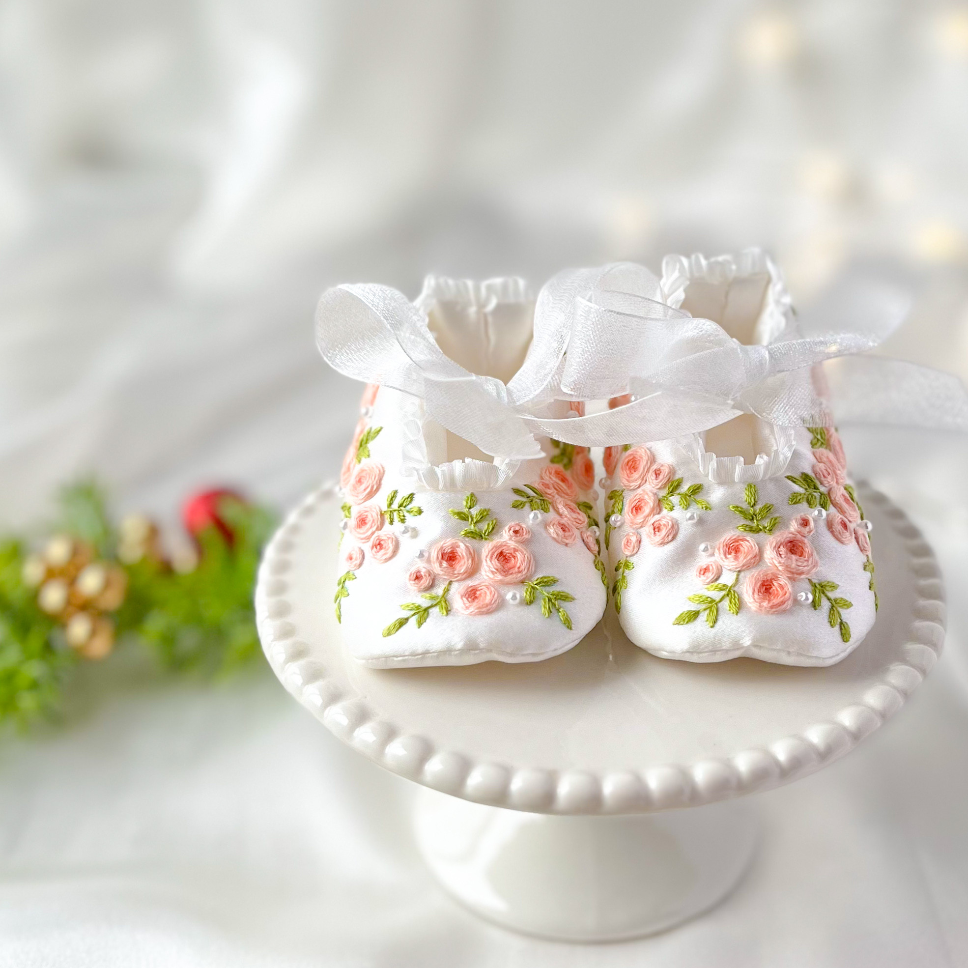 薔薇の刺繍No.2 シルクベビーシューズ