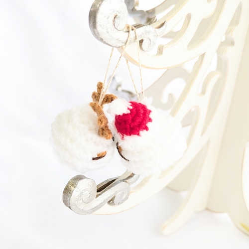 受注制作】シマエナガちゃんのクリスマスオーナメント（2点セット