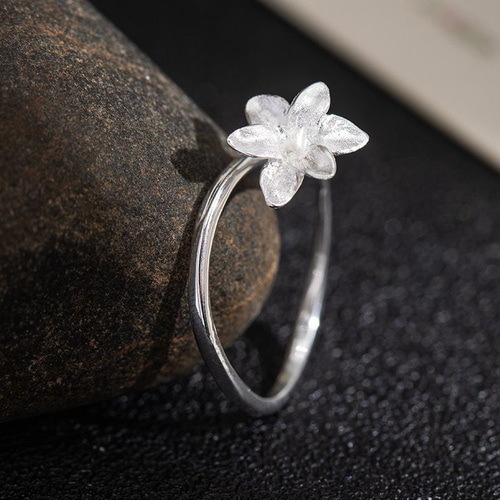 ヒヤシンスのリング - まるで本物の花を指に纏うかのように R356 指輪 