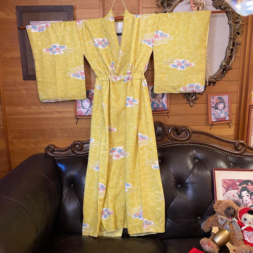 彩　着物リメイク♪ キラキラ袋帯と黒留袖からロングワンピース❣️ 彩着物リメイク♪ キラキラ袋帯と黒留袖からロングワンピース❣️