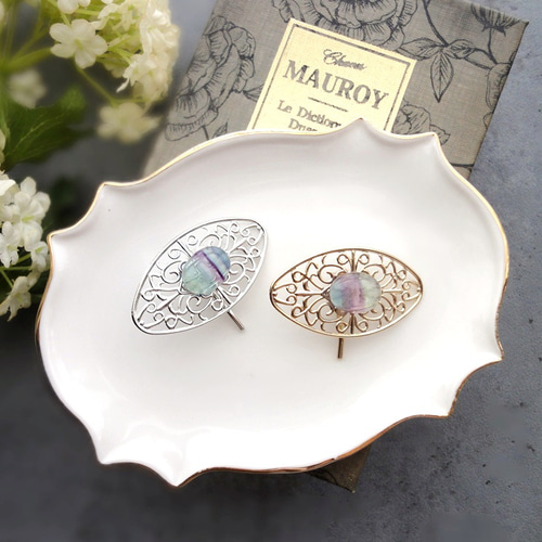 自然古生物学の標本マザーオブパール原石のホームジュエリーの装飾 天然石のポニーフック □ 神殿の楕円形の飾り窓 透かし細工 □ フロー