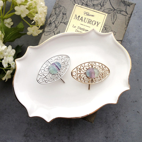 天然石のポニーフック □ 神殿の楕円形の飾り窓 透かし細工 □ フロー