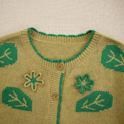 秋新作☆ニットカーディガン☆花のジャガード織】かわいい刺繡│肌寒い