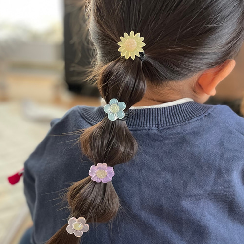 【ヘアゴム】レジン　花 レジン】セリア新作モールドを使って、お花のヘアゴムを作ったよ