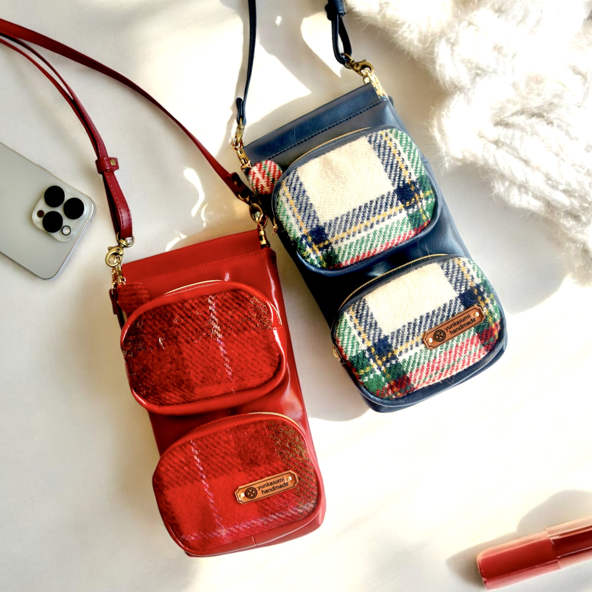 2024秋冬新作　小物が整理できるコロンとポケット　スマホポシェット　ハリスツイード　ネイビーorレッド