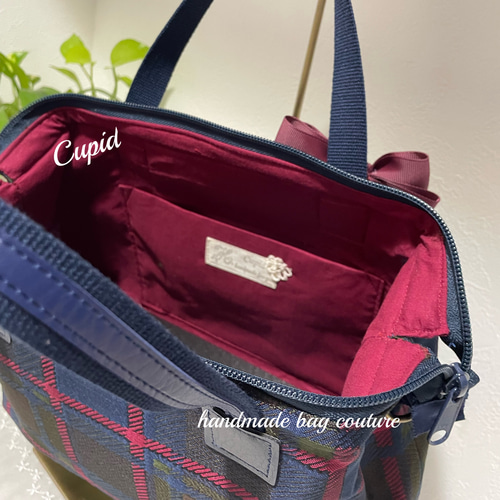 イタリア生地 タータンチェック柄（ネイビー）を使ったカパッと開閉