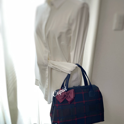 Burberry 2way ボストンバッグ　旅行バッグ ノバチェック　ネイビー イタリア生地 タータンチェック柄（ネイビー）を使ったカパッと開閉