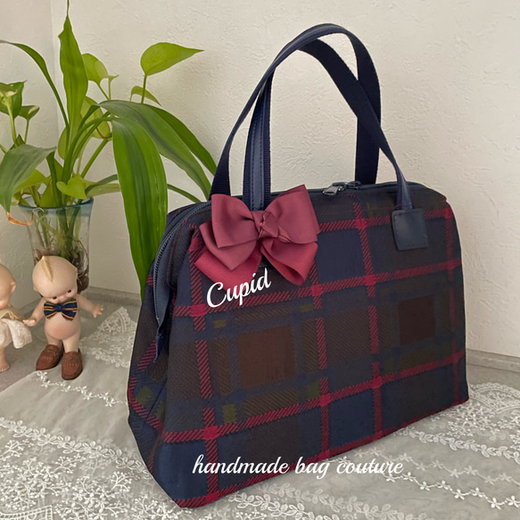 イタリア生地 タータンチェック柄（ネイビー）を使ったカパッと開閉