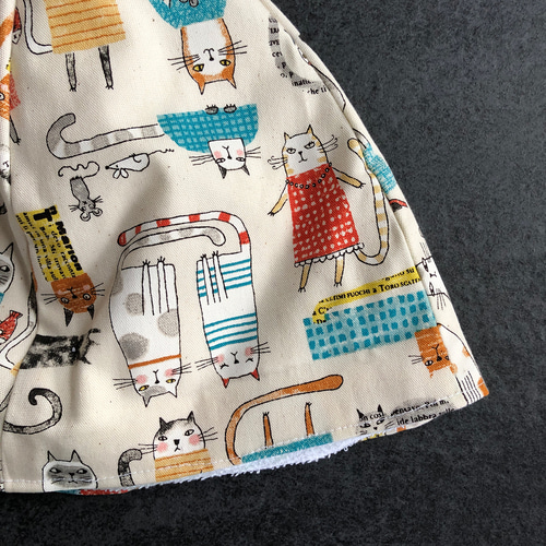 猫のサウナハット：白×猫柄】シンプル＆かわいいリバーシブル