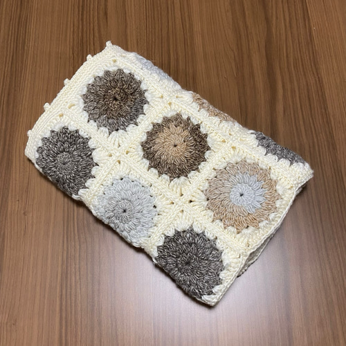 ブランケット☆手編みモチーフつなぎ☆ひざ掛け☆マルチカバー①