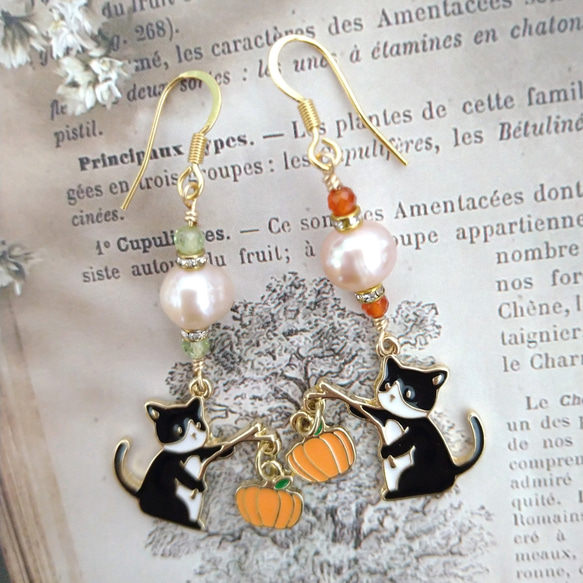 ハロウィンねこちゃんレジン♡ピアス 1680 黒 猫 ピアス