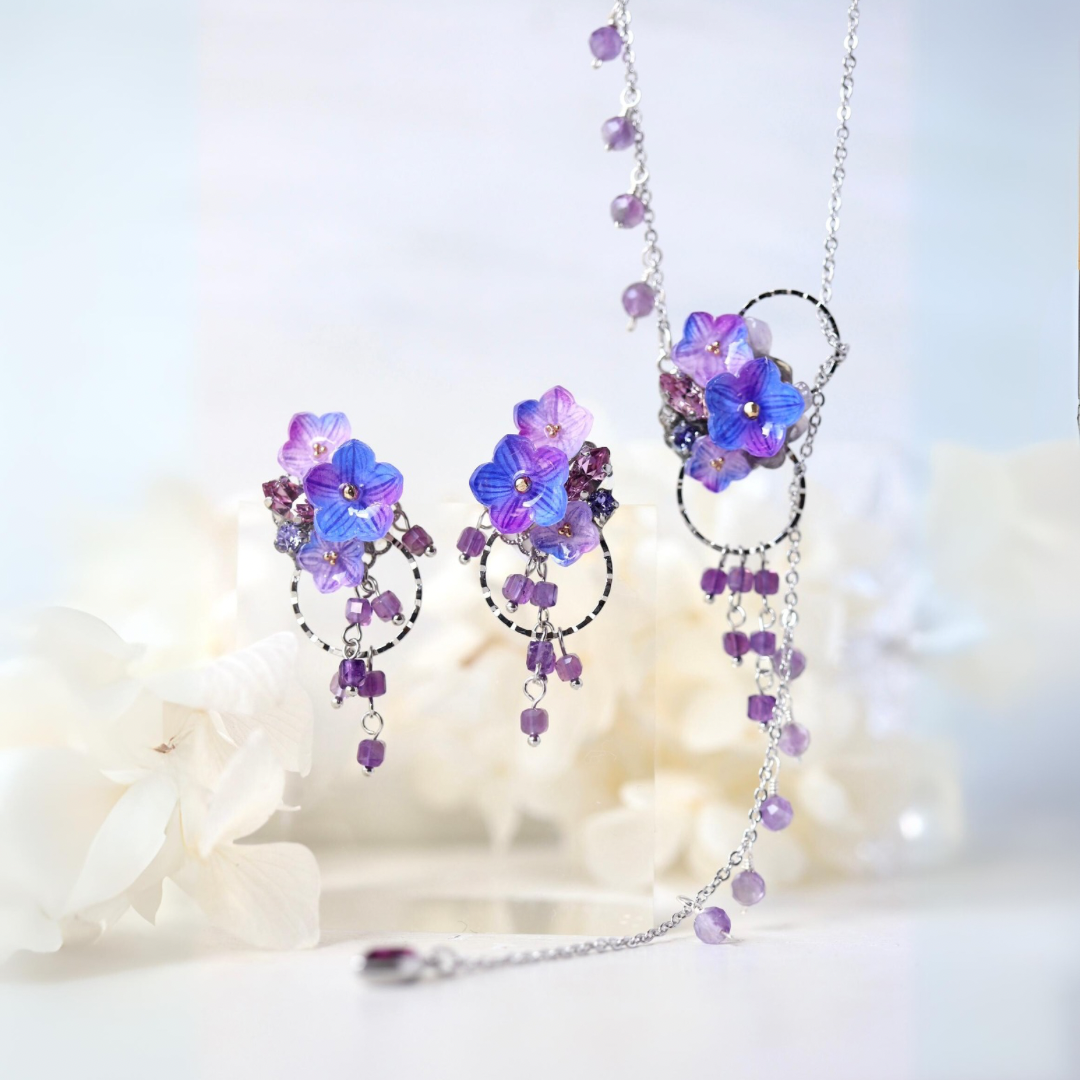 《早割、母の日》桔梗とアメジストのロングネックレス＋ピアス／イヤリング 7,125円