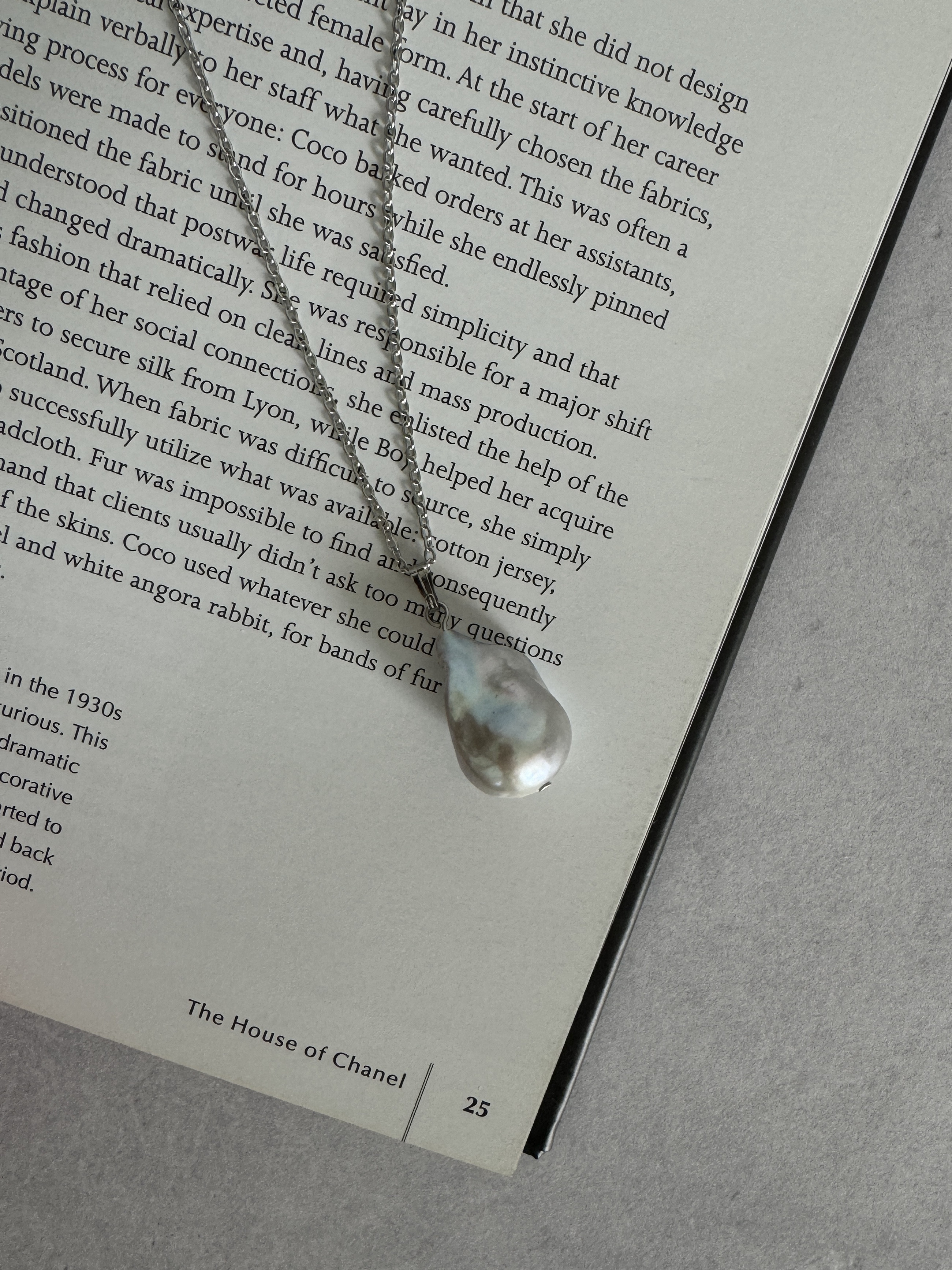 大粒グレーバロックパールロングネックレス | 淡水真珠 | ロングペンダント |  サージカルステンレス