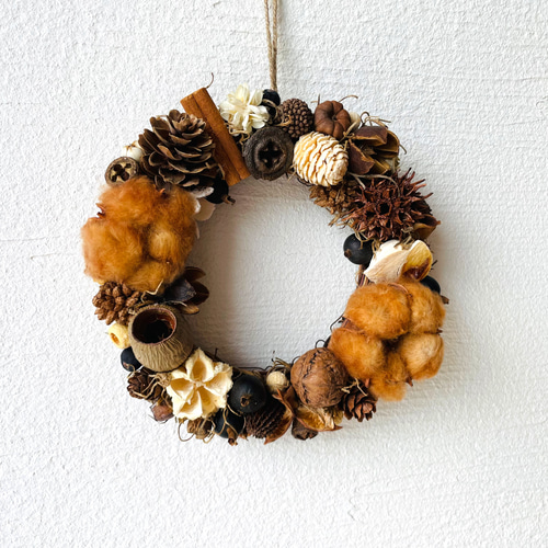 森の木の実のリース♪brown リース Dans les bois 通販 18392573