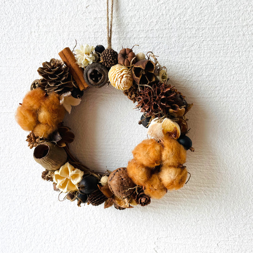 森の木の実のリース♪brown リース Dans les bois 通販 18392573