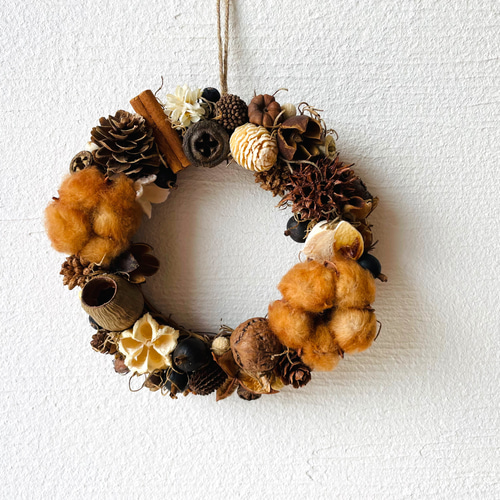 森の木の実のリース♪brown リース Dans les bois 通販 18392573