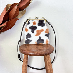 秋冬限定】ふわもこがま口ショルダーバッグ：三毛猫ボア【猫