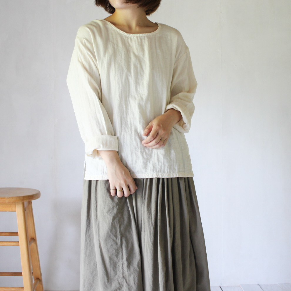 スズカゼ tops / 生成色 ダブルガーゼトップス