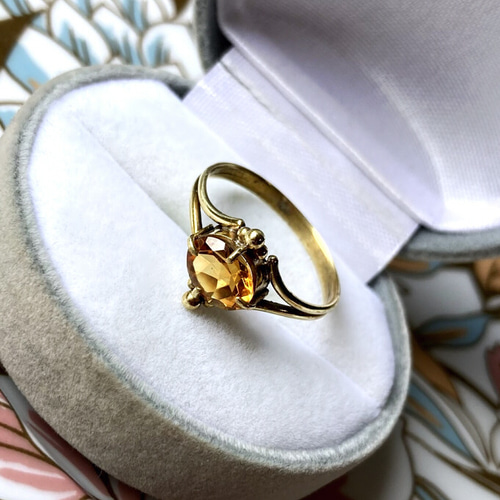 シトリンのアンティーク風リング オーバルファセット・カット 指輪