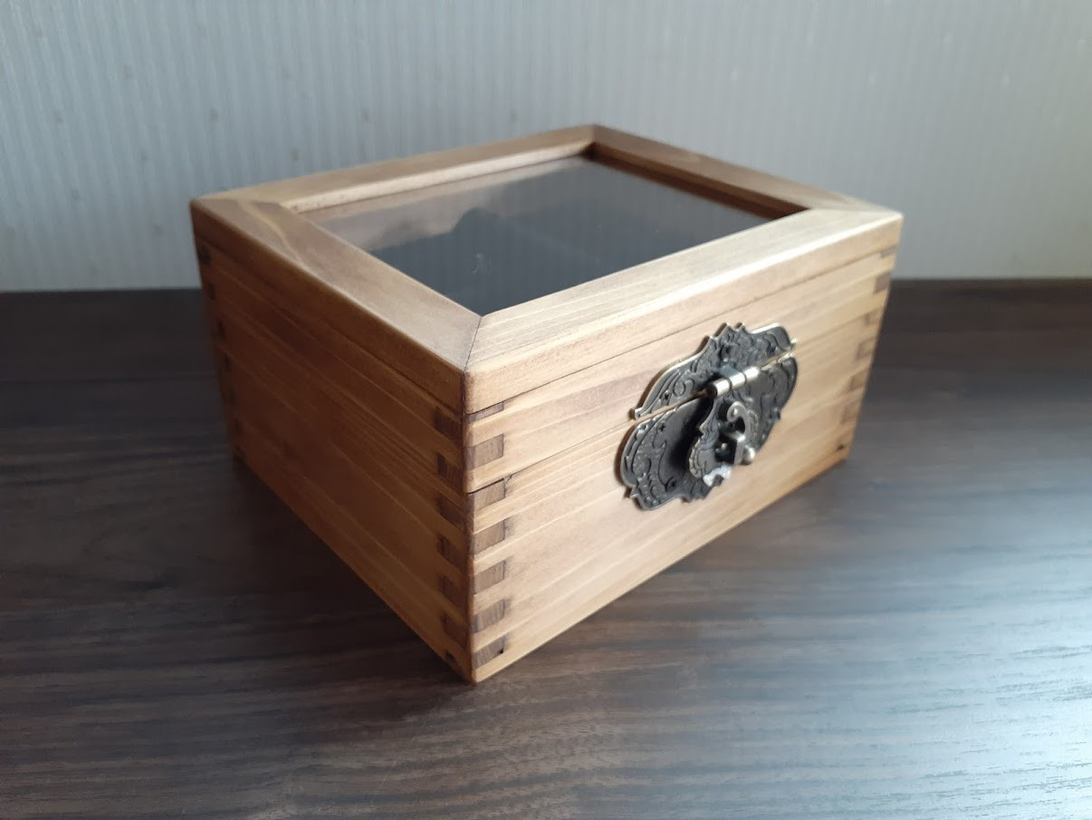 ジュエリーケース・窓あき　ウォルナット　在庫品