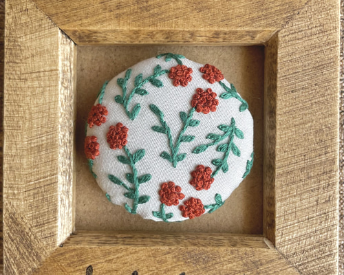 刺繍【ヘアゴム】【ポニーフック】【ブローチ】選べるパーツ no