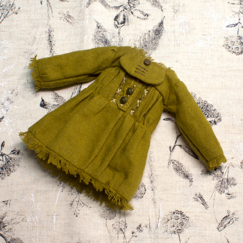 ❤️ブライスアウトフィット❤️ 3点帽子付き刺繍入りお洋服