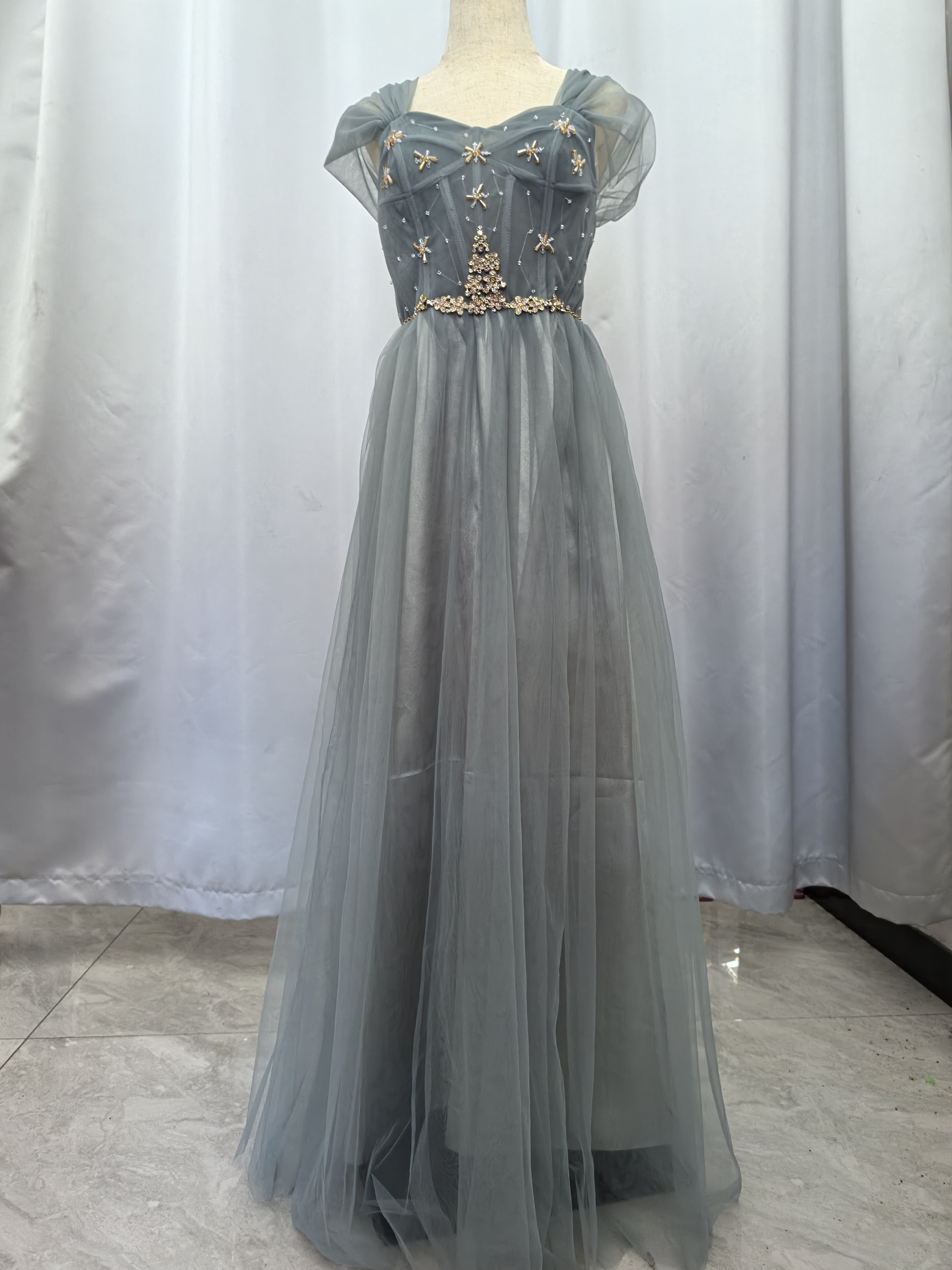 美しい立体レース グレー   カラードレス 華麗 エレガント 花嫁 合コンオーダーメイド可能D26