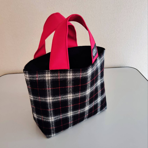 M✰ウールのトートバッグ♡可愛いタータンチェック柄 トートバッグ
