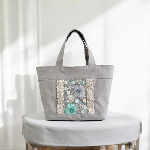 リントンツイード　底板付きMサイズ舟形トートバッグ　フェザー×パステルミント インド刺繍×ツイード×帆布/コンパクトサイズのトートバッグ