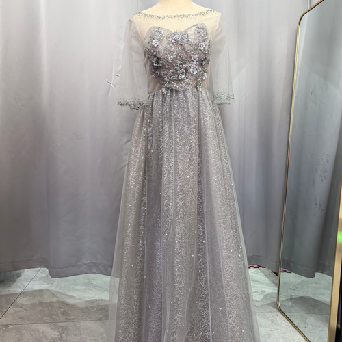 華麗 エレガント キラキラスパンコール美しい立体レース グレー 七分袖  