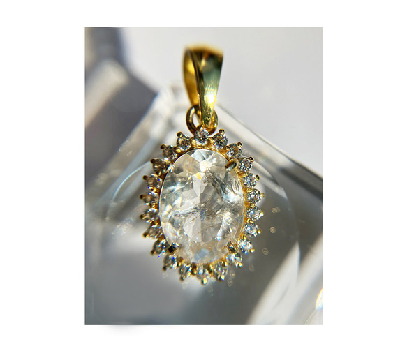 高波動 フェナカイト ペンダントトップ高品質◇ロシア産証明書付き＊ 4.16ct ロシア産 フェナカイト ペンダント 証明書付き SILVER925製