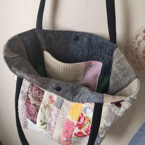 大きなお花のトートバッグ ハンドメイド パッチワーク 手作り