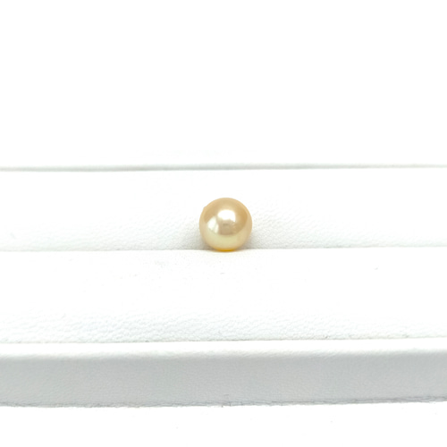華やか あこや真珠 ゴールド 無穴 7.5mm ナチュラルカラー 素材