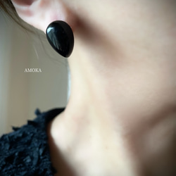 【ピアスを主役に】14kgfブラックオニキスピアス　秋冬ピアス　 2枚目の画像