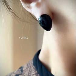 【ピアスを主役に】14kgfブラックオニキスピアス　秋冬ピアス　 3枚目の画像