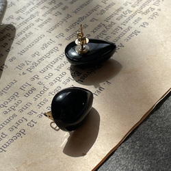 【ピアスを主役に】14kgfブラックオニキスピアス　秋冬ピアス　 17枚目の画像