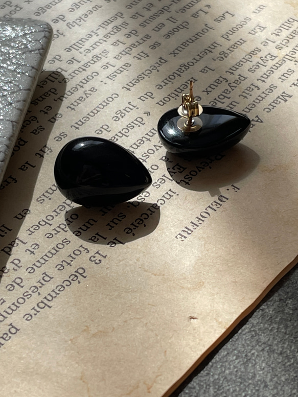 【ピアスを主役に】14kgfブラックオニキスピアス　秋冬ピアス　 19枚目の画像